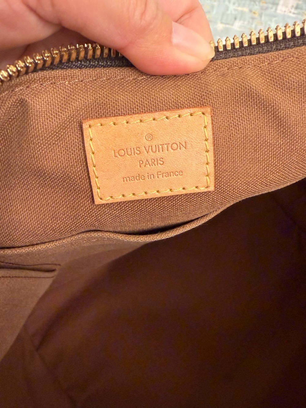 Louis Vuitton Palermo Pm (PRICE FIRM) - Picture 2 of 16